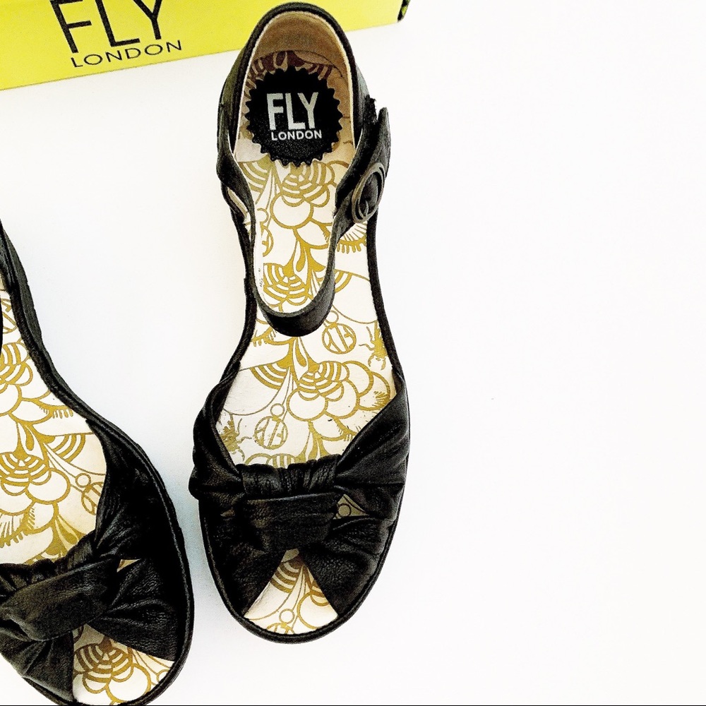 Fly London Black Leather Wedge Sandals size 39 NIB